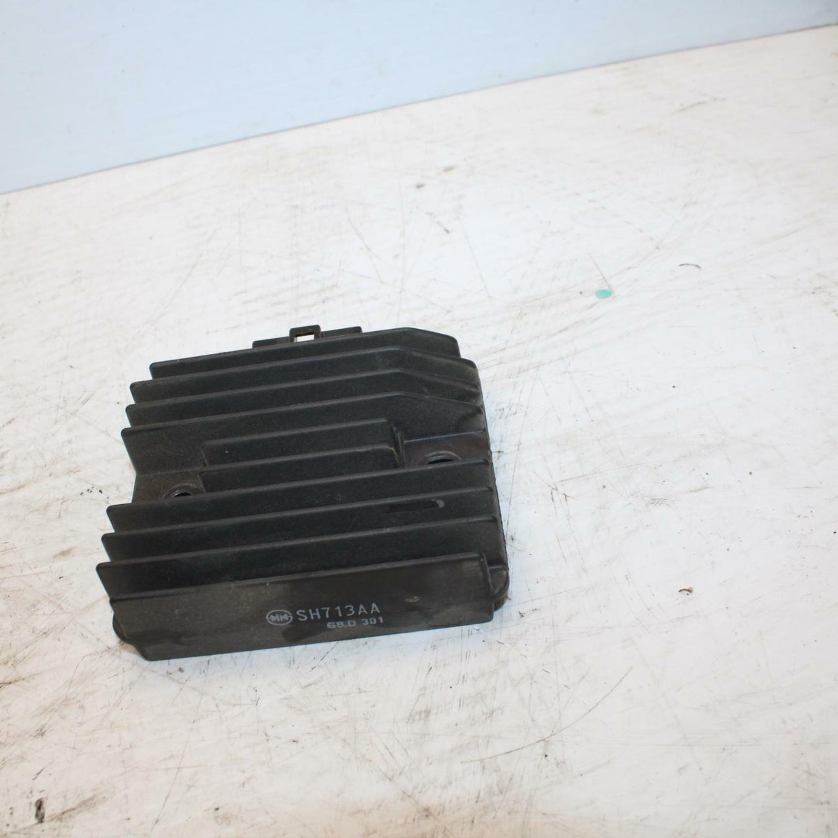 09 YAMAHA FZ6 RECTIFIER VOLTAGE REGULATOR BB295