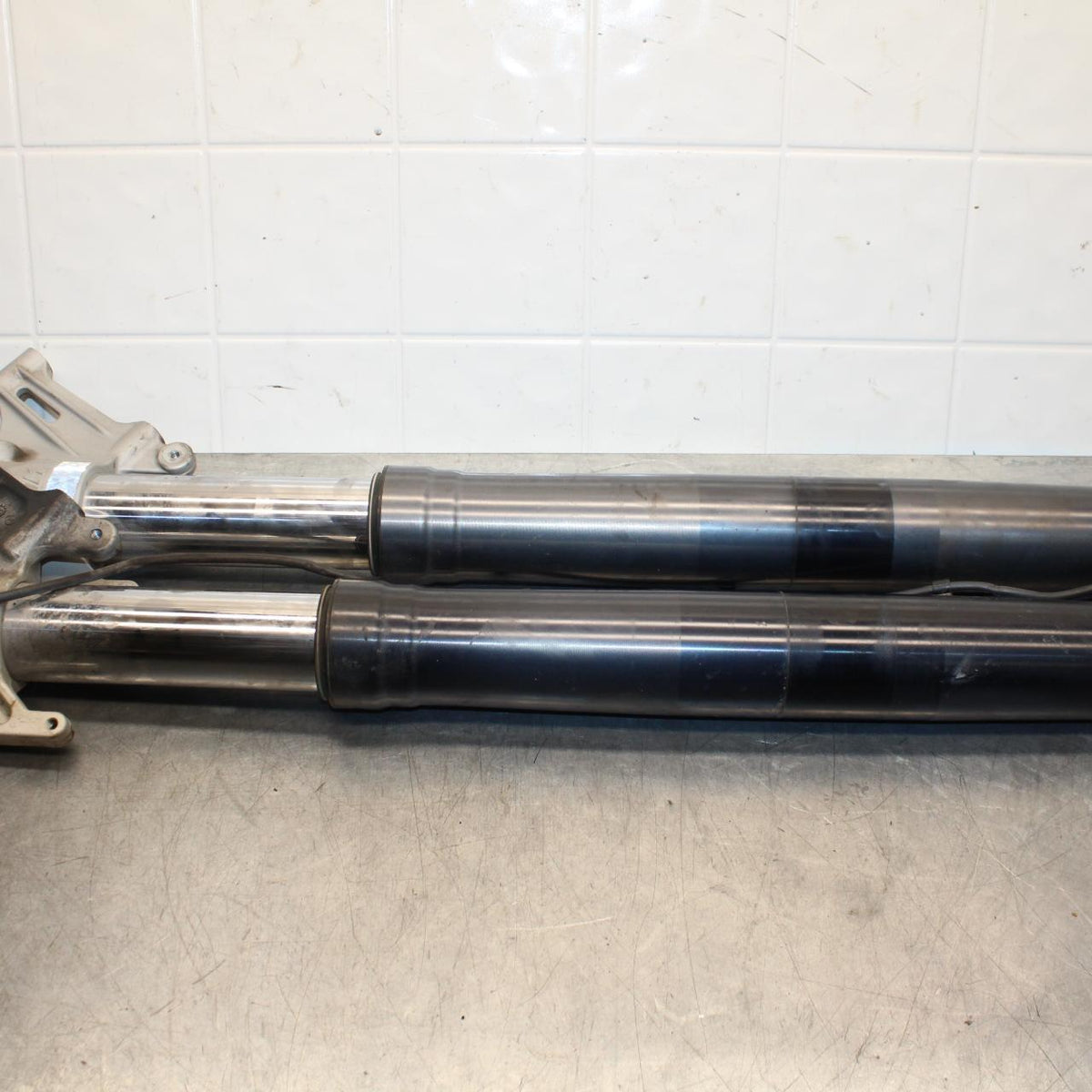 07-11 KTM  990 SUPER DUKE FRONT FORKS SHOCK SUSPENSION SET PAIR BB578