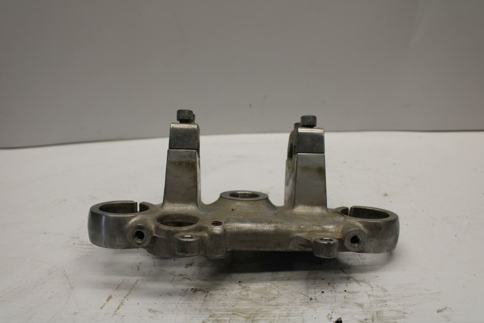 84-85 HONDA V30 MAGNA FORKS UPPER TRIPLE TREE CLAMP BB251