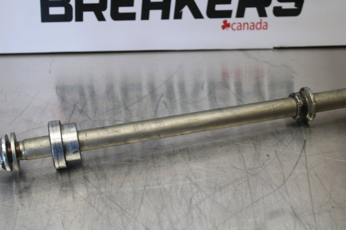 23 YAMAHA YZF R3 REAR AXLE BACK WHEEL RIM PIVOT BOLT AXEL BB147