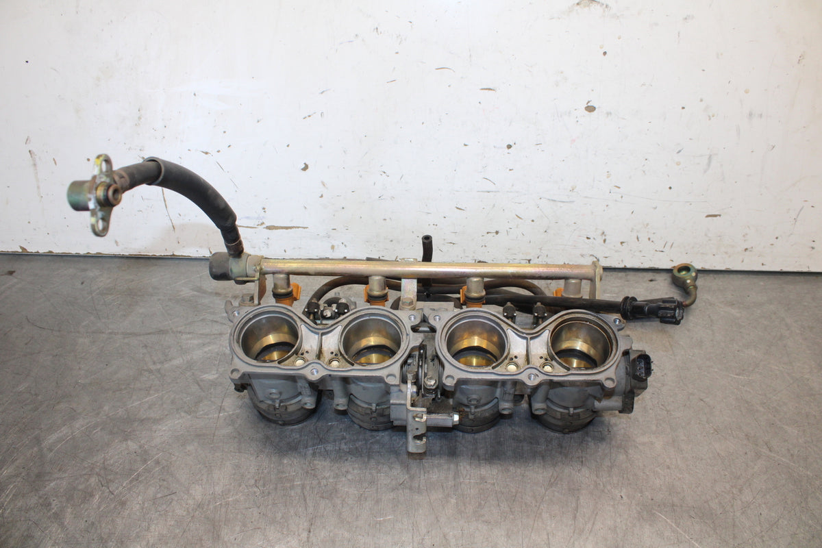 05-06 HONDA CBR600RR MAIN FUEL INJECTORS / THROTTLE BODIES 16401-MEE-A01 BB655