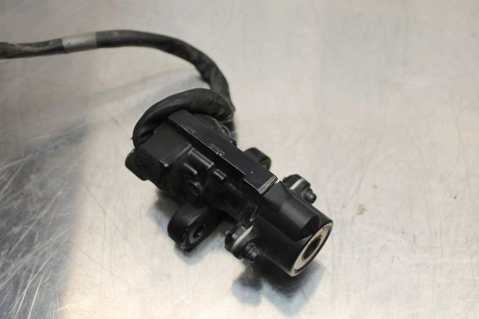 11 SUZUKI GSXR1000 IGNITION LOCK KEY SET W/ GAS CAP AND SEAT LOCK BB142
