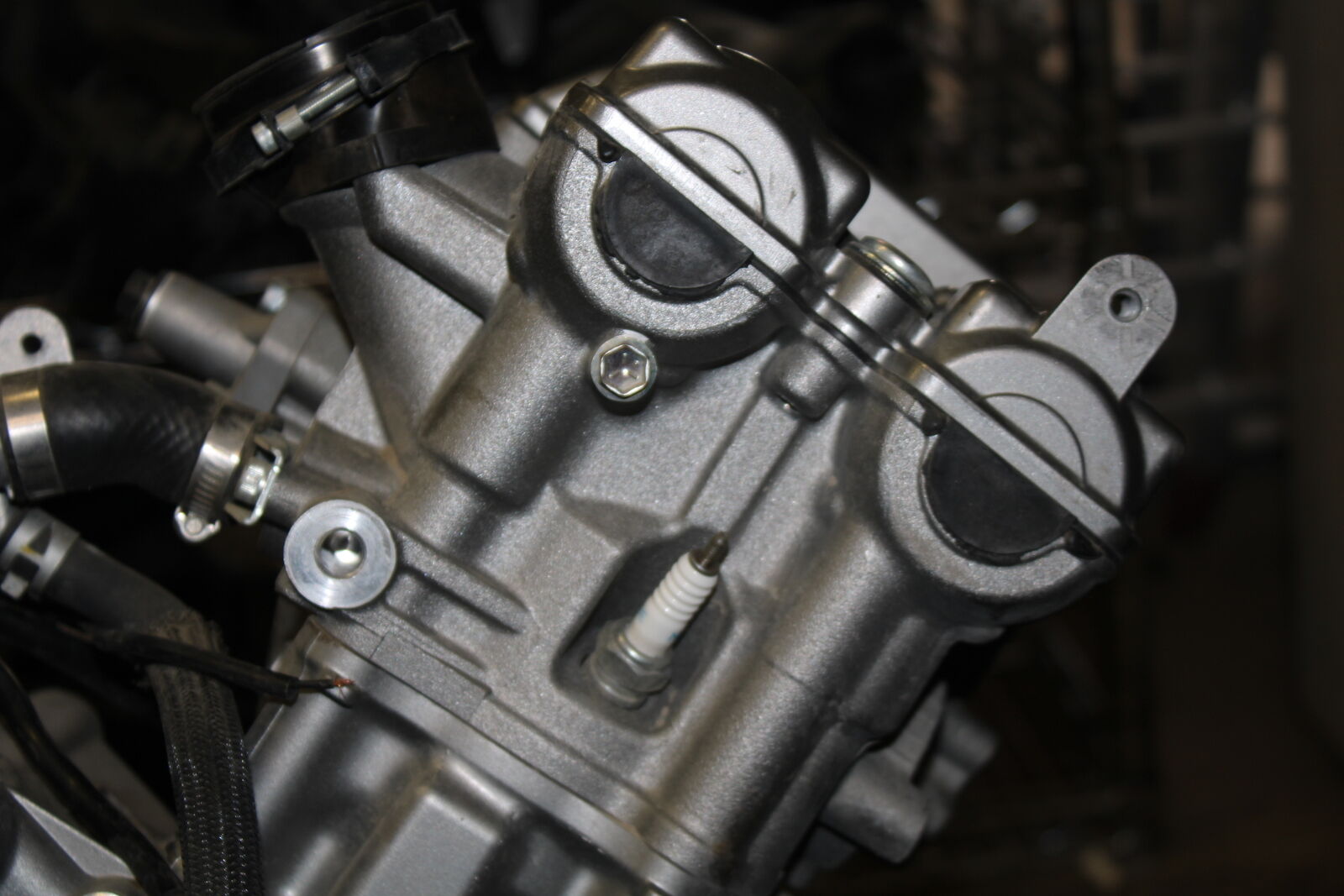 18-24 SUZUKI SV650 ENGINE MOTOR BB512