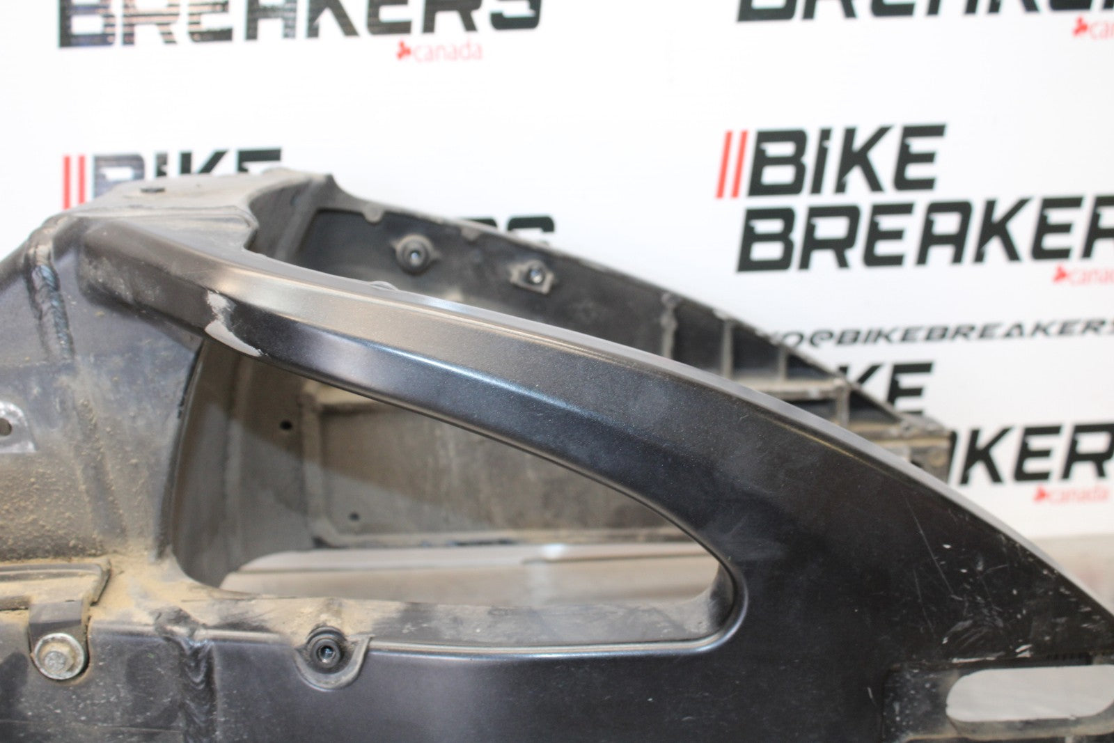 06-07 SUZUKI GSXR 600 REAR SWINGARM BACK SUSPENSION SWING ARM BB170