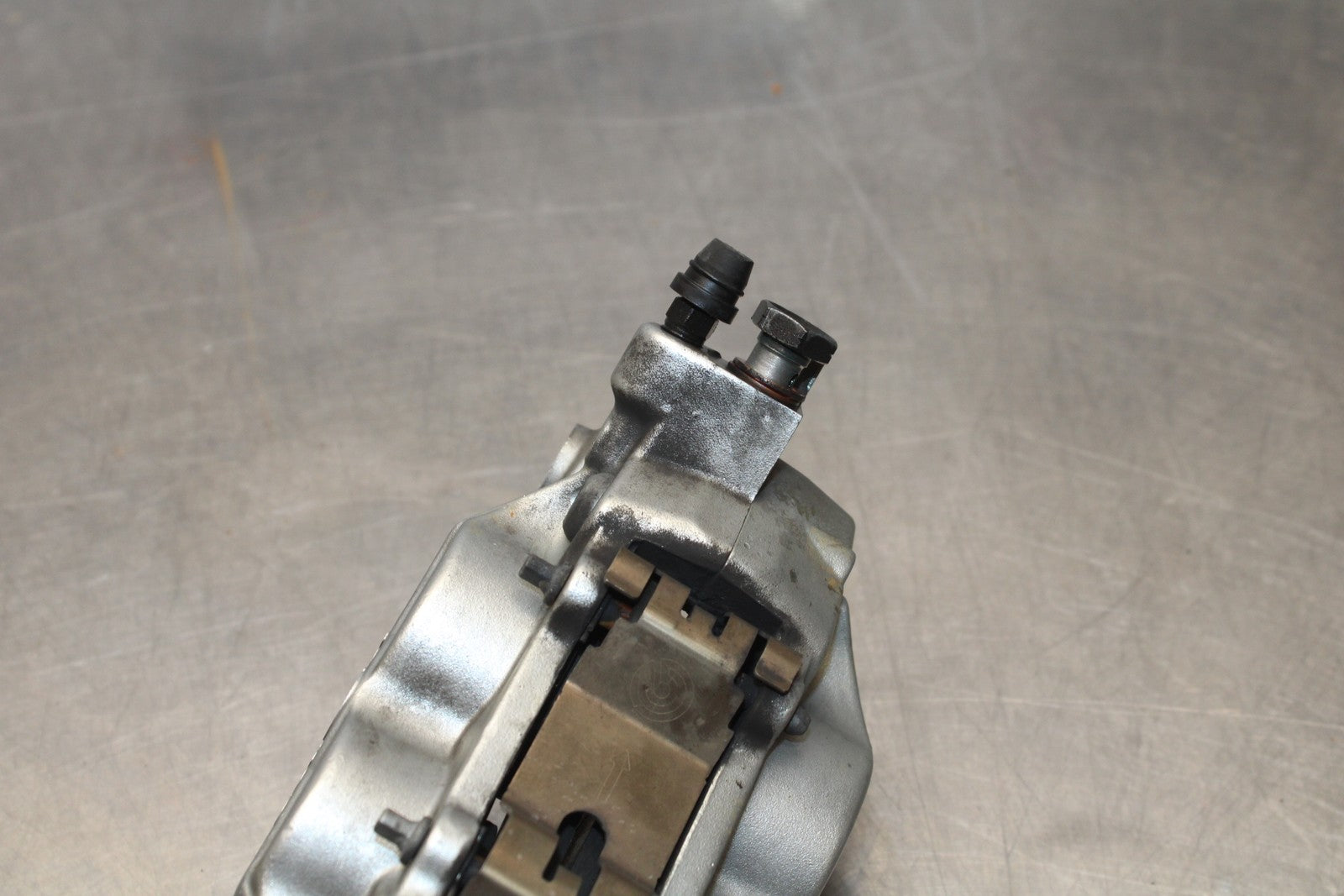 05-06 VICTORY KINGPIN DELUXE FRONT BRAKE CALIPER BB195
