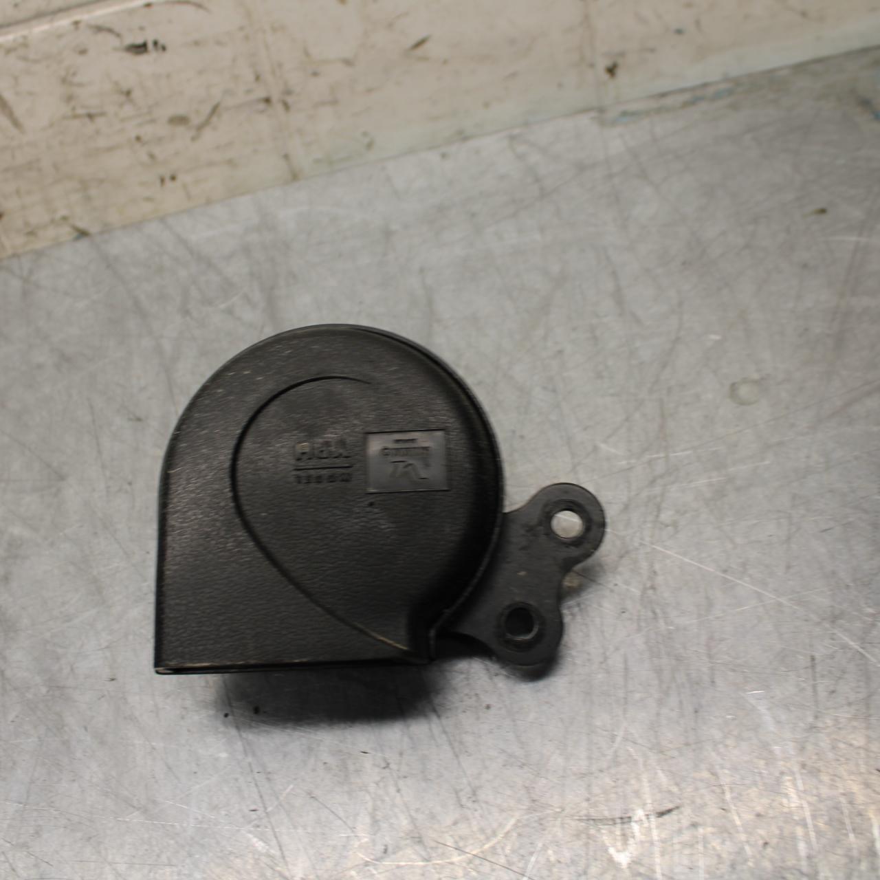 2005 Yamaha Road Star XV1700AM Midnight HORN SIGNAL 4WM-83371-00-00 BB571