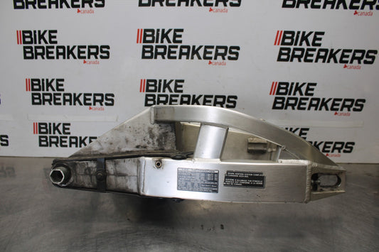 00-01 HONDA CBR929RR REAR SWINGARM BACK SUSPENSION SWING ARM BB925