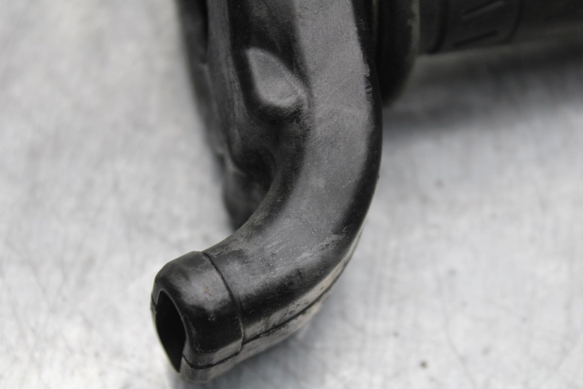 09-12 KAWASAKI NINJA ZX6R ZX600R RIGHT THROTTLE GRIP 46019-0020 BB617