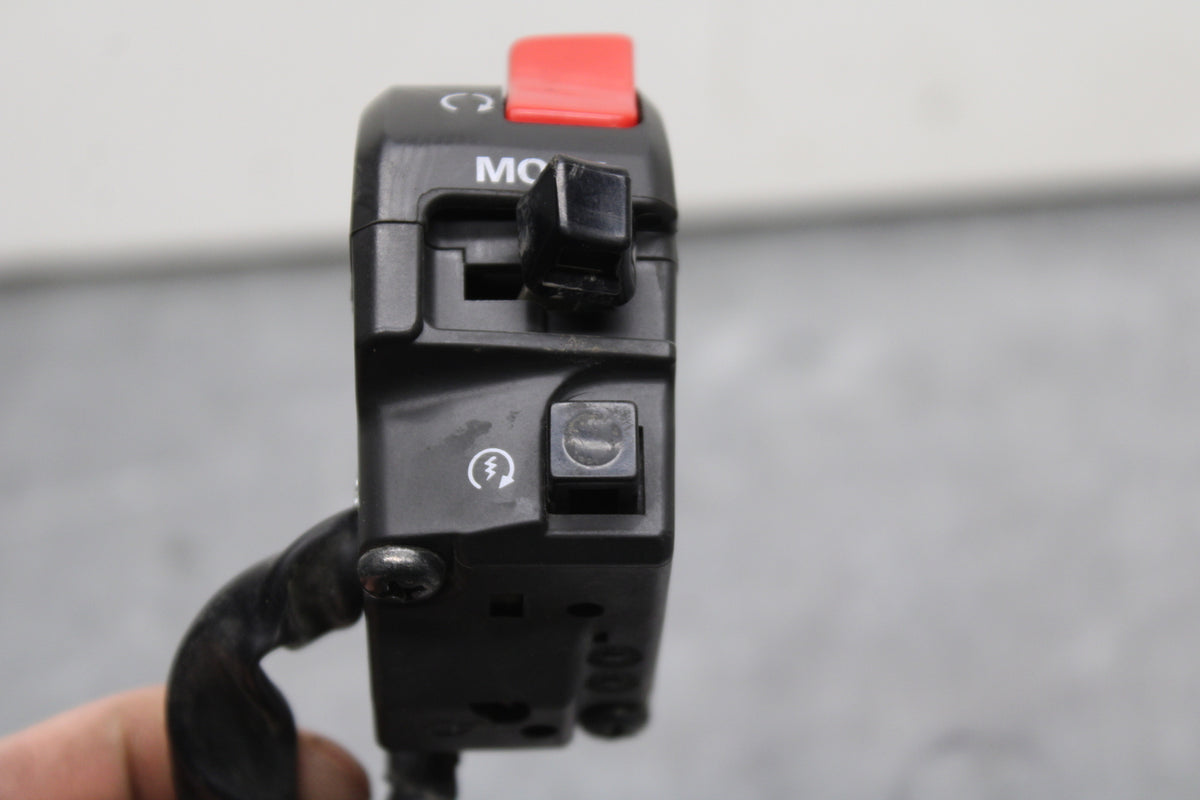 09-14 YAMAHA YZF R1 RIGHT CLIP ON HANDLE KILL OFF START SWITCH SWITCHES BB119
