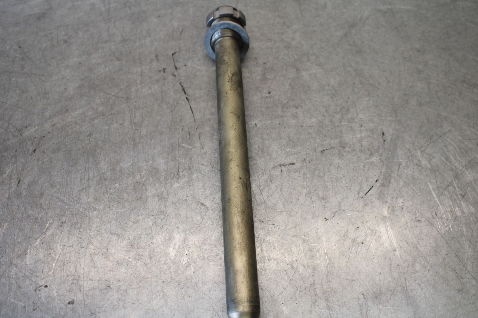 08-16 YAMAHA YZF R6 REAR BACK SWINGARM BOLT SUSPENSION PIVOT AXLE BB665