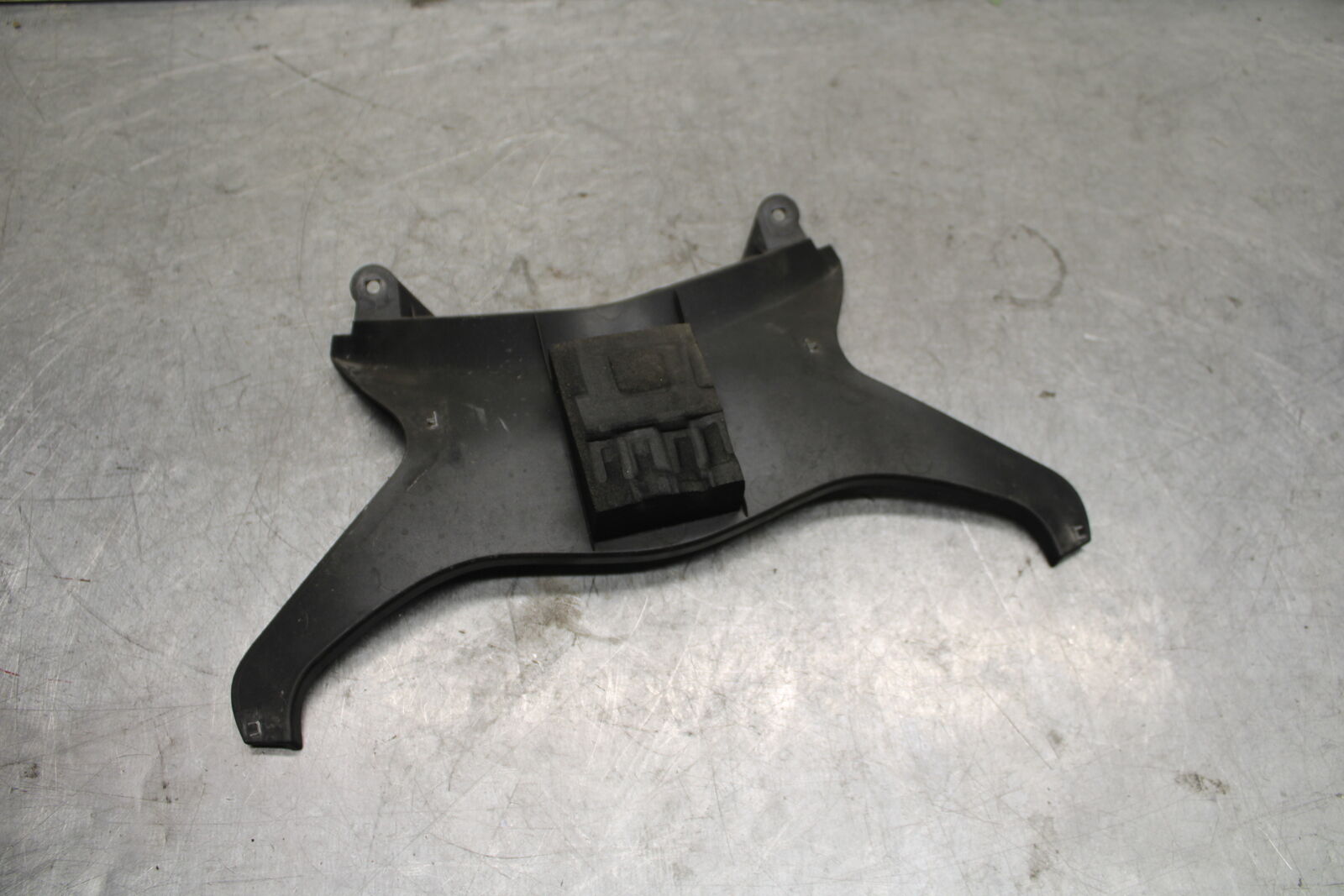 13-18 KAWASAKI NINJA ZX6R CENTER REAR BACK TAIL FAIRING COWL  BB682