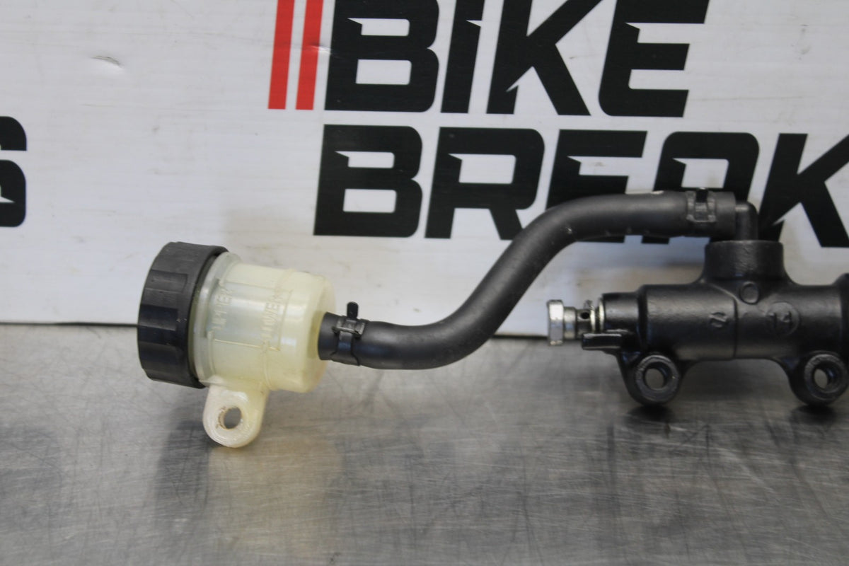 12 TRIUMPH STREET TRIPLE R REAR BACK BRAKE MASTER CYLINDER W RESERVOIR BB914