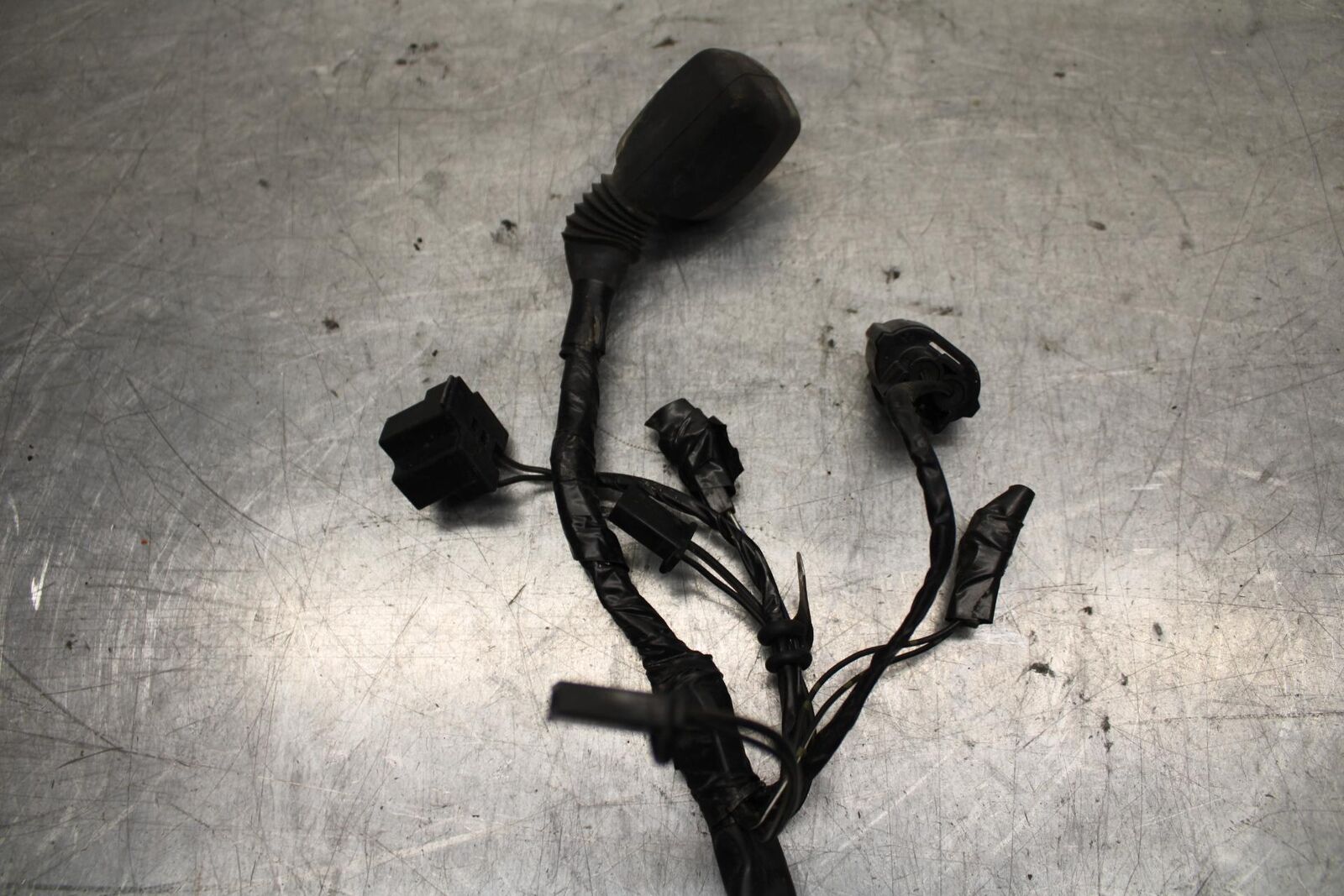 06-07 SUZUKI GSXR750 HEADLIGHT SPEEDO GAUGES WIRING HARNESS WIRE LOOM BB613