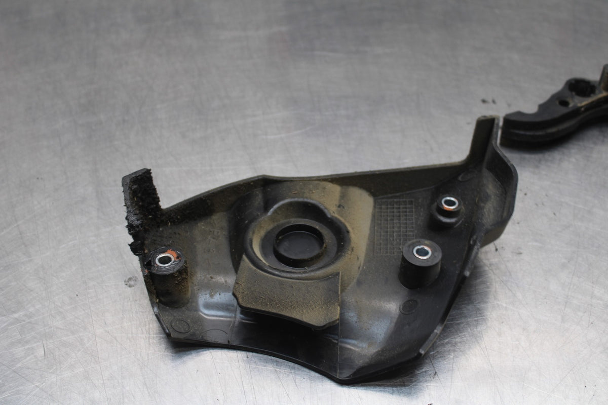 22-25 YAMAHA YZF R7 ENGINE SPROCKET COVER BB769