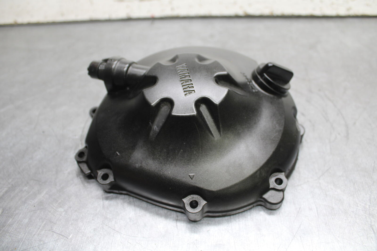 06 YAMAHA YZF R6 CLUTCH SIDE ENGINE MOTOR COVER BB716