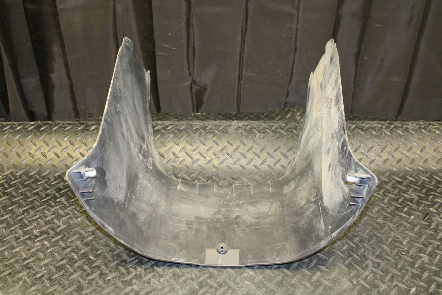 07 SUZUKI BURGMAN 650 FLOOR BOARD ENGINE COVER 48191-10G01 BB183