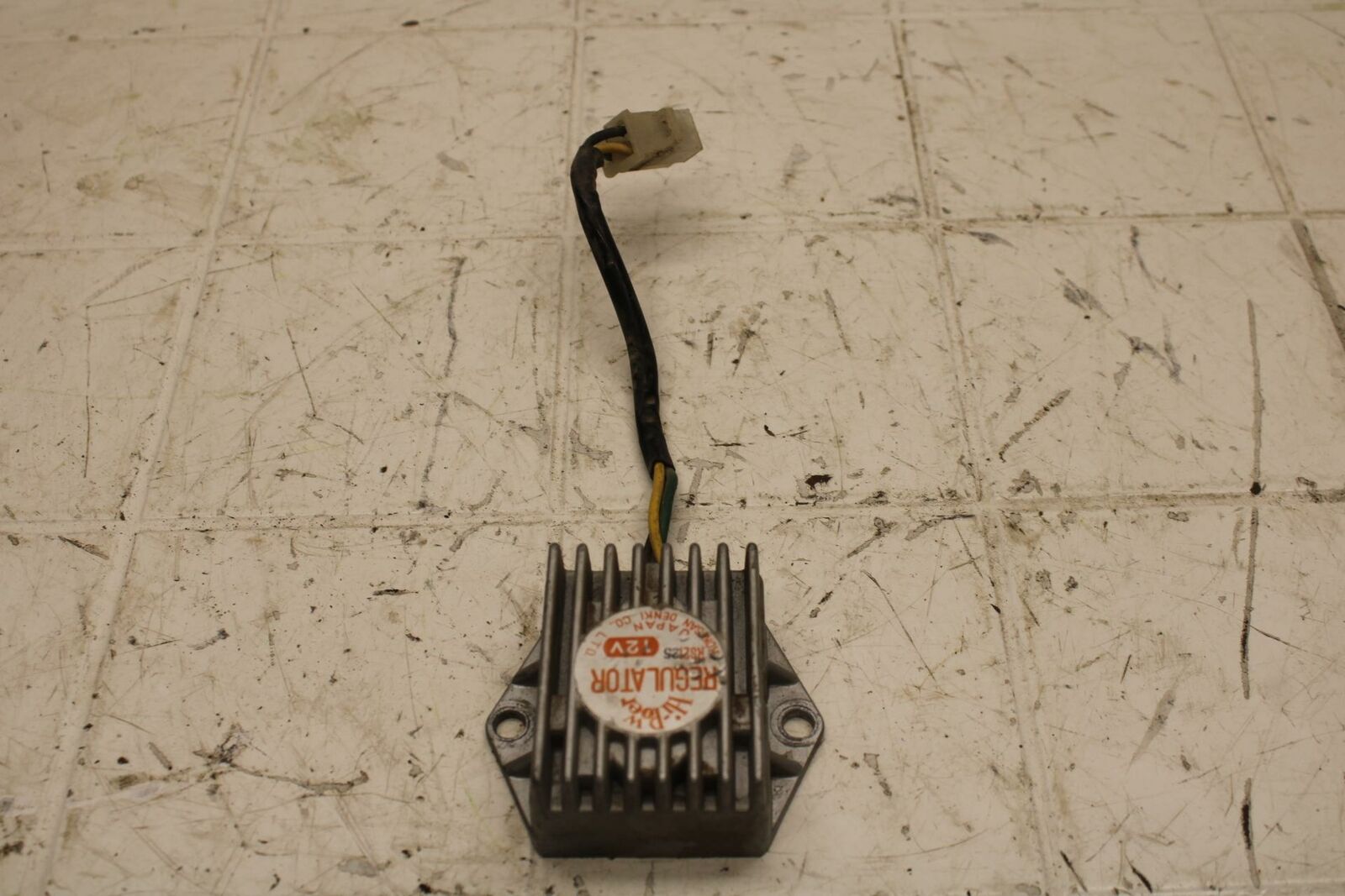 84-87 HONDA GOLDWING 1200 SECOND RECTIFIER VOLTAGE REGULATOR BB406
