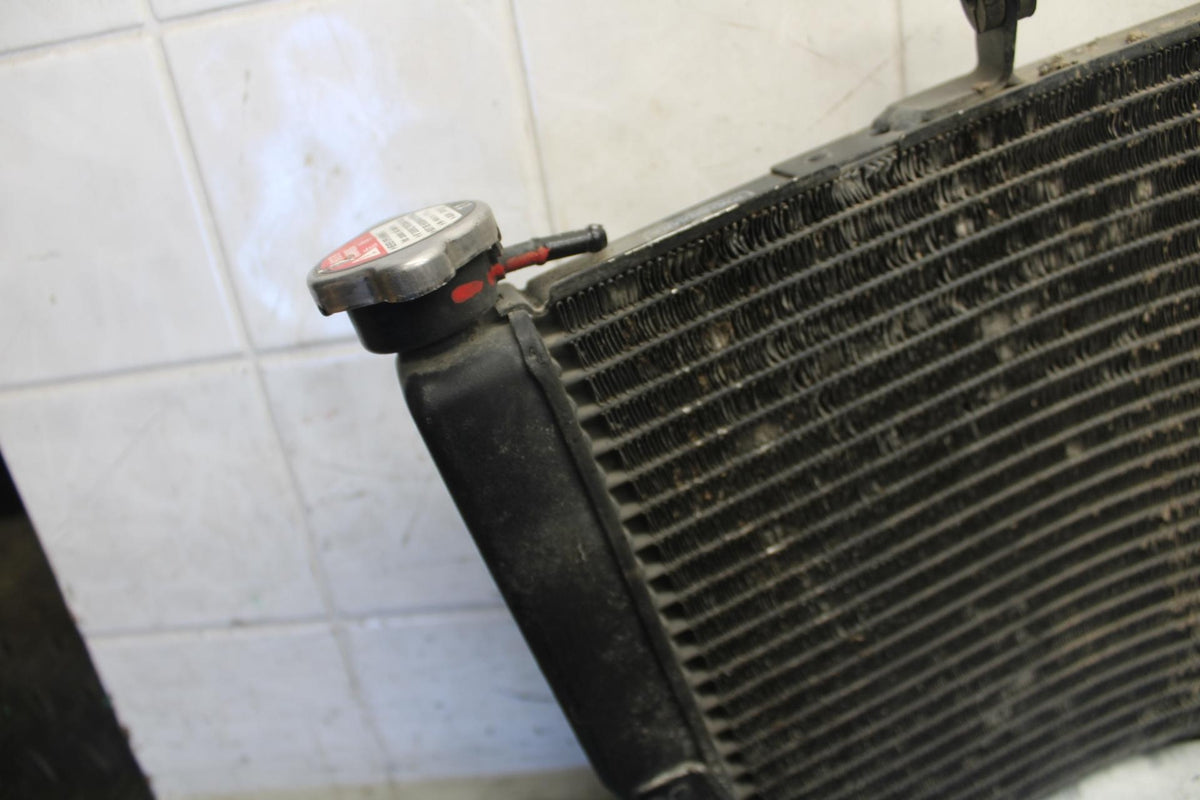 2003 Honda CBR600RR  RADIATOR MOTOR COOLER COOLING RADIATER 19010-MEE-D01 BB511