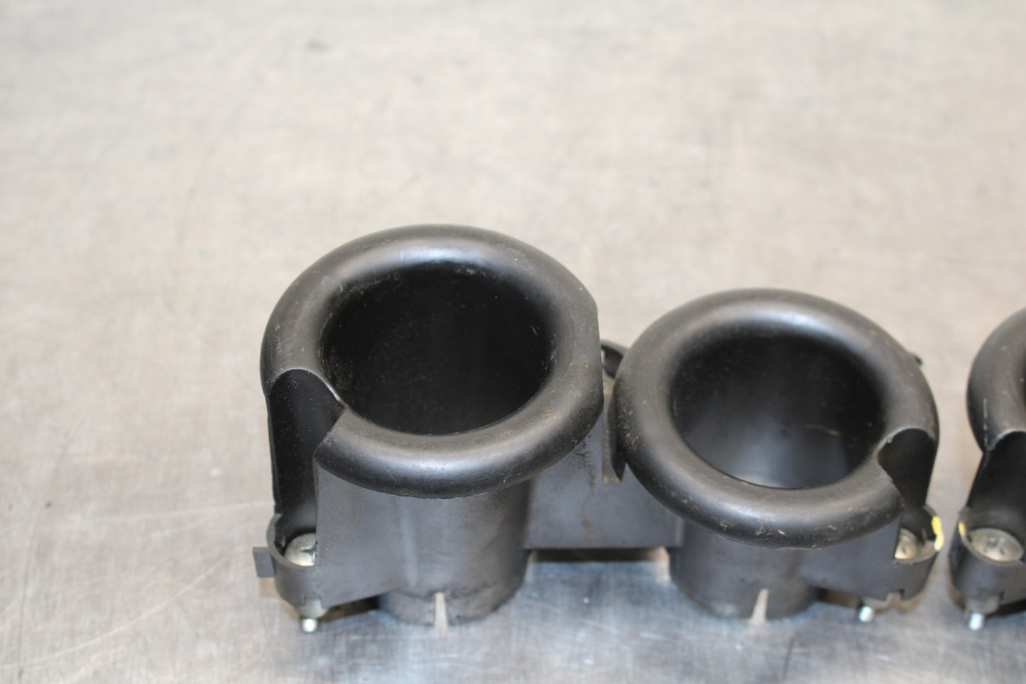 03-04 HONDA CBR600RR AIRBOX INTAKE VELOCITY STACKS BB134