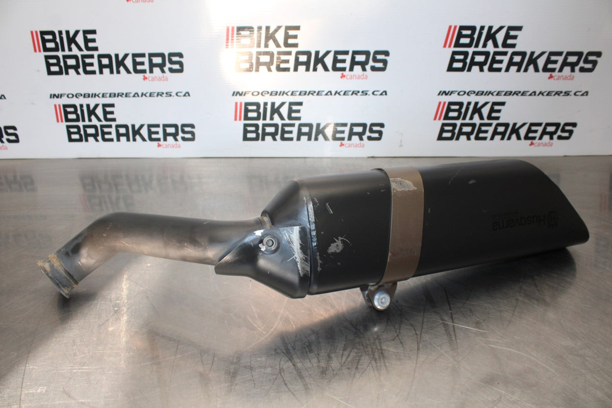 18-22 HUSQVARNA VITPILEN 701 EXHAUST PIPE MUFFLER SLIP ON CAN SILENCER BB198