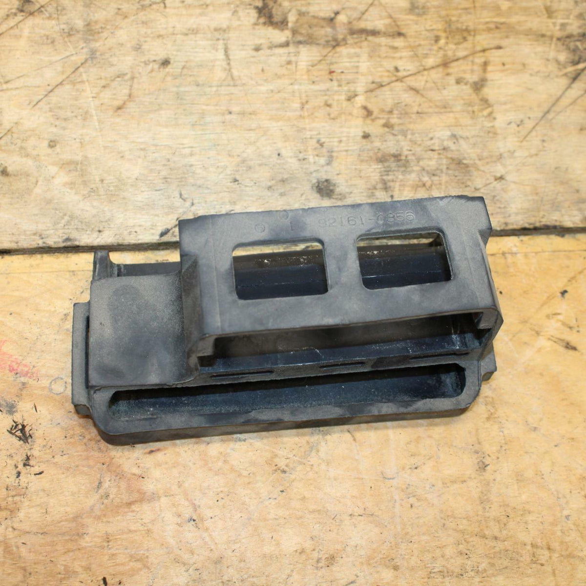 19-20 KAWASAKI NINJA ZX6R ECU  ECM CDI MOUNT SUPPORT BB338