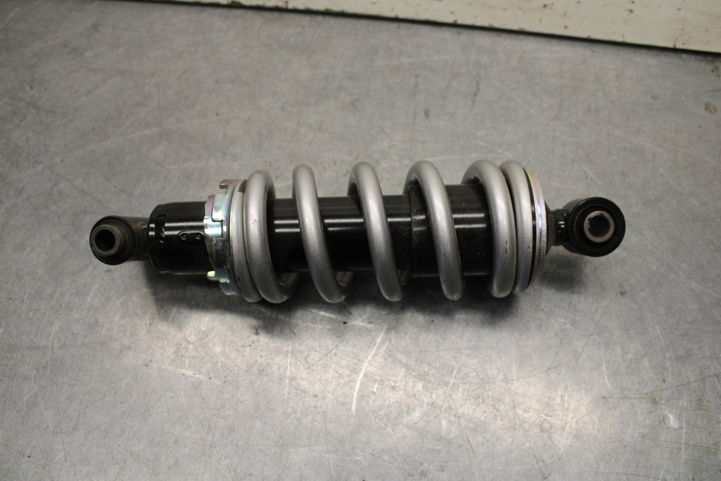 15-17 YAMAHA YZF R3 REAR BACK SHOCK ABSORBER SUSPENSION BB651