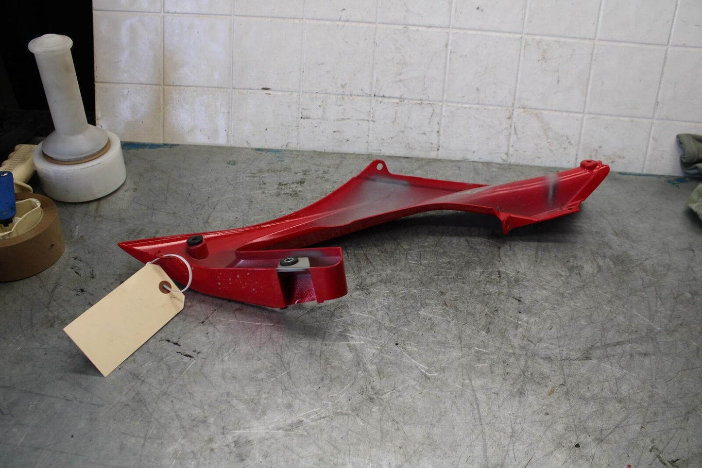 08-16 YAMAHA YZF R6 RIGHT FRONT UPPER MID SIDE FAIRING COWL PLASTIC BB431