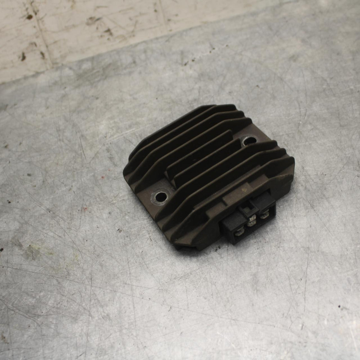 1996 Kawasaki Ninja 600R ZX600C RECTIFIER VOLTAGE REGULATOR BB35