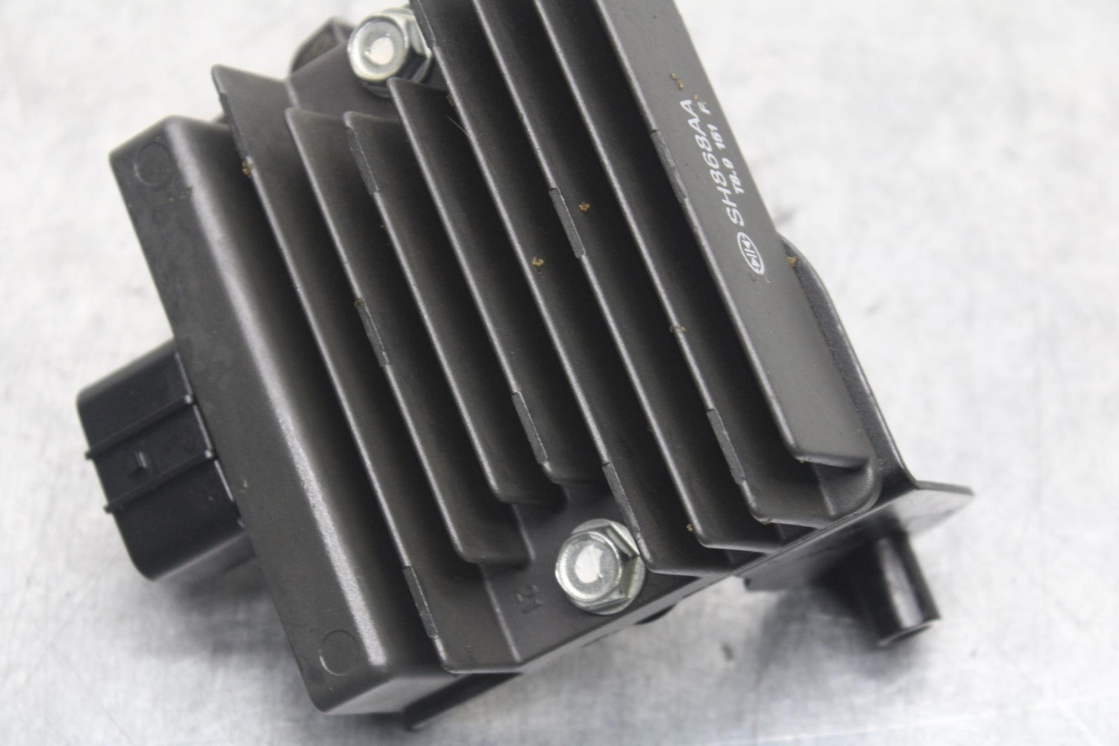 17-20 KAWASAKI NINJA 650 EX650 ABS RECTIFIER VOLTAGE REGULATOR BB88