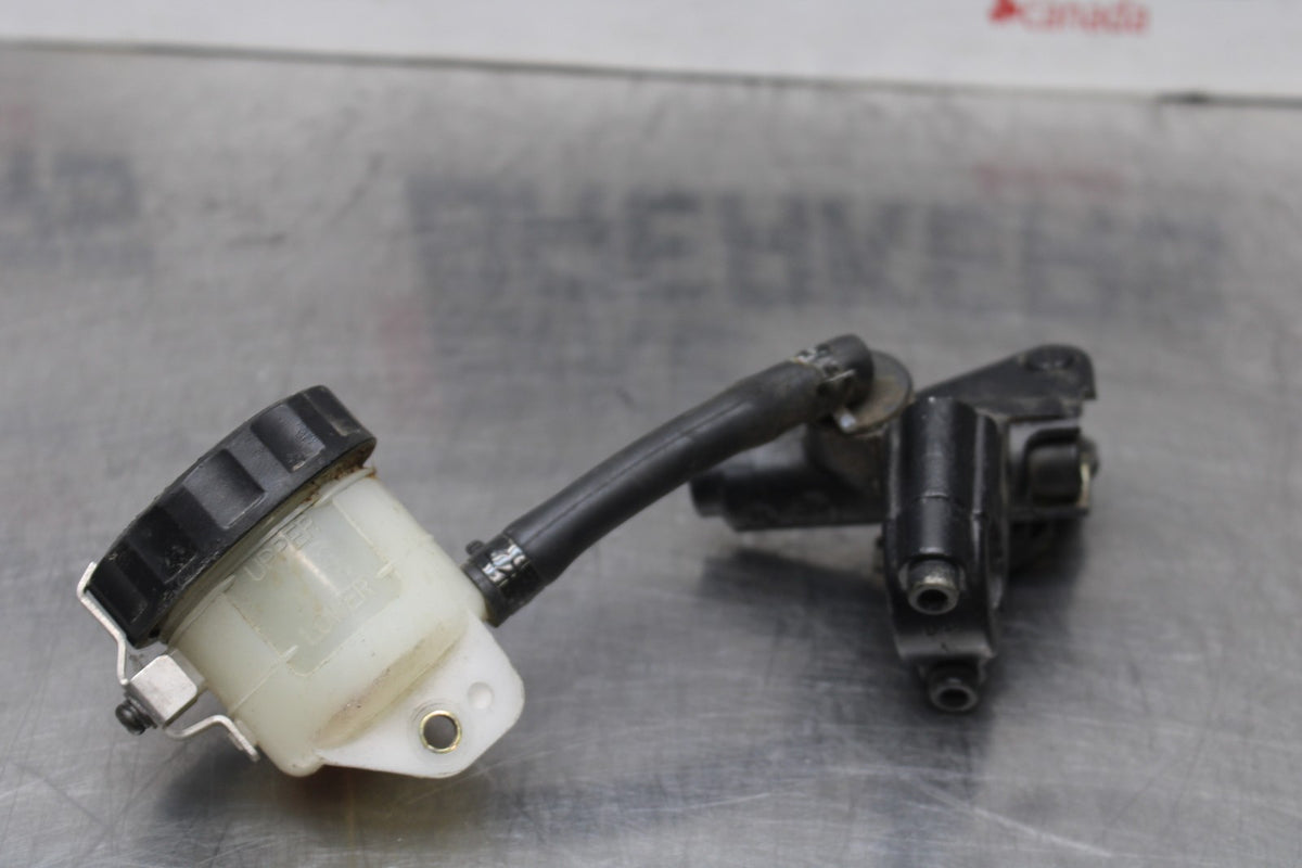 99 KAWASAKI NINJA ZX9R FRONT BRAKE MASTER CYLINDER BB05