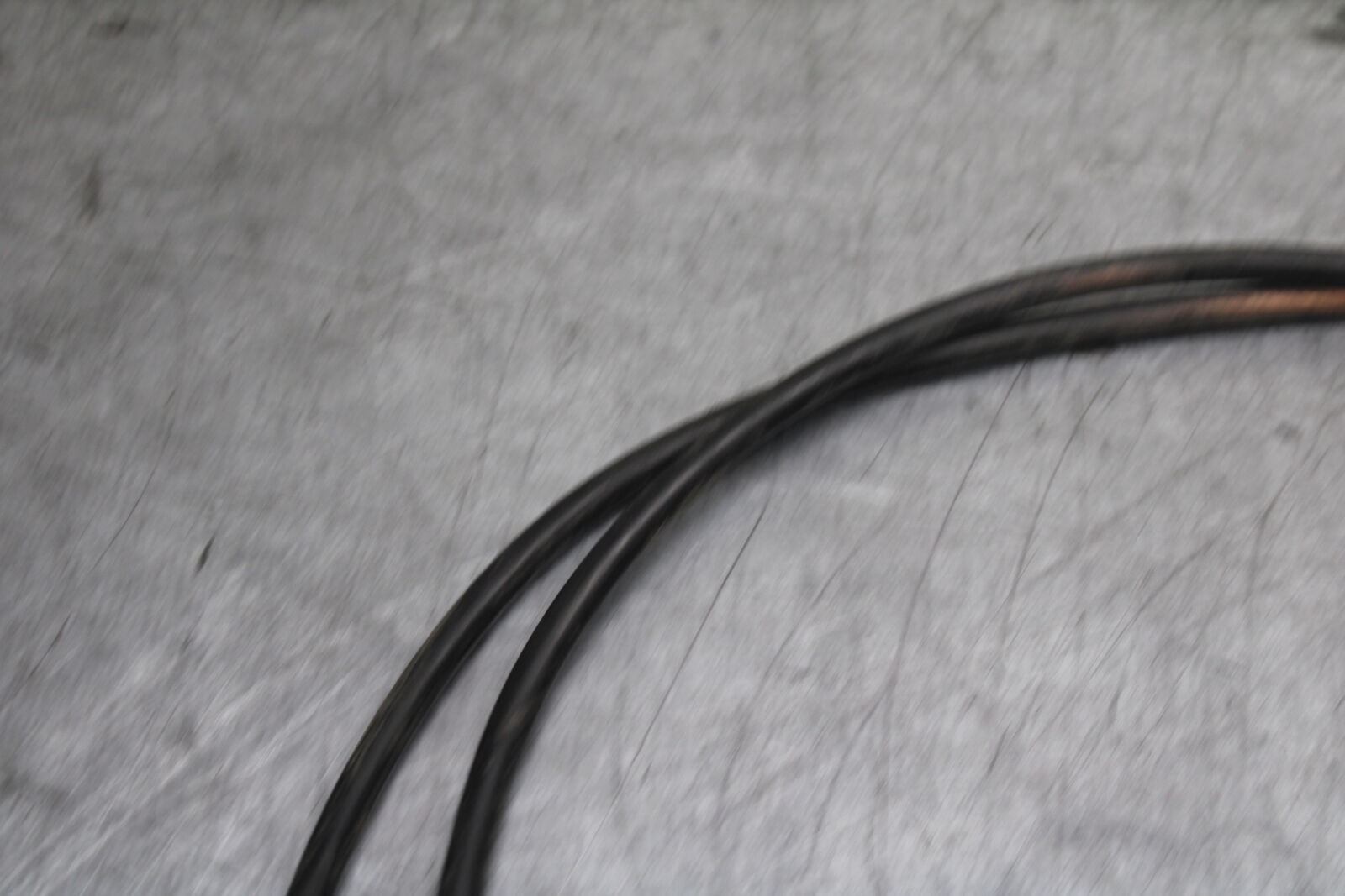 08-10 SUZUKI GSXR750 THROTTLE CABLES LINES BB113