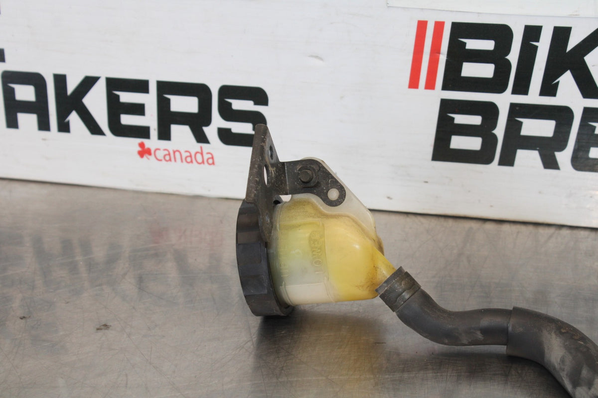 06-07 HONDA INTERCEPTOR 800 VFR800 REAR BRAKE MASTER CYLINDER W RESERVOIR BB917