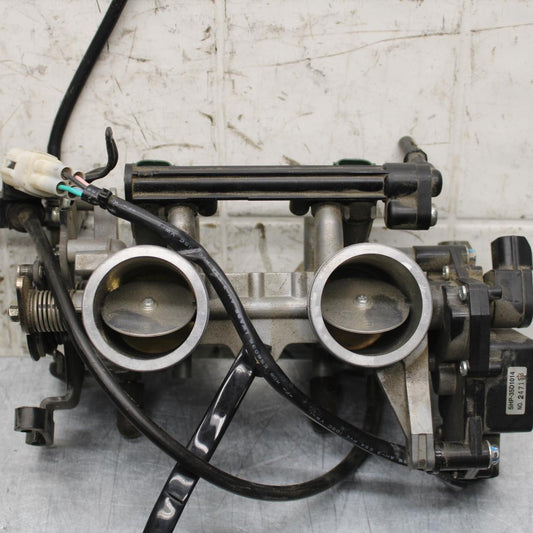 2014 Kawasaki Ninja 650 EX650E MAIN FUEL INJECTORS / THROTTLE BODIES BB569