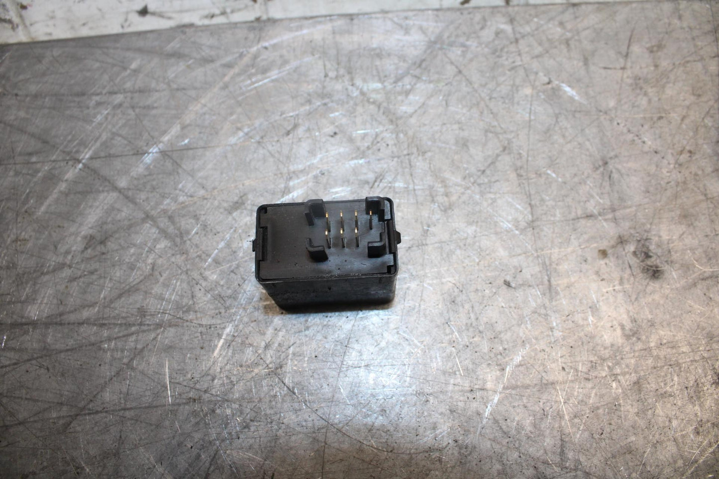 2007 Suzuki Boulevard M50B FUEL PUMP RELAY FLASHER SWITCH 38610-03F00 BB537