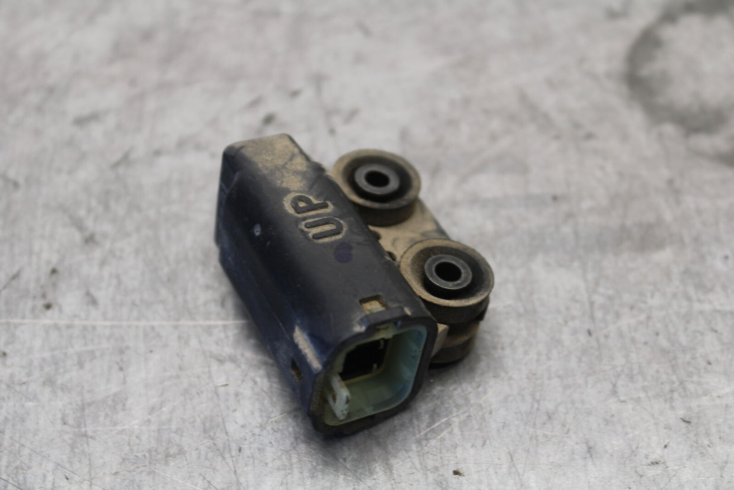 07-09 YAMAHA FZ6 TIP OVER BANK ANGLE CRASH SENSOR SWITCH  5PS-82576-01-00 BB713