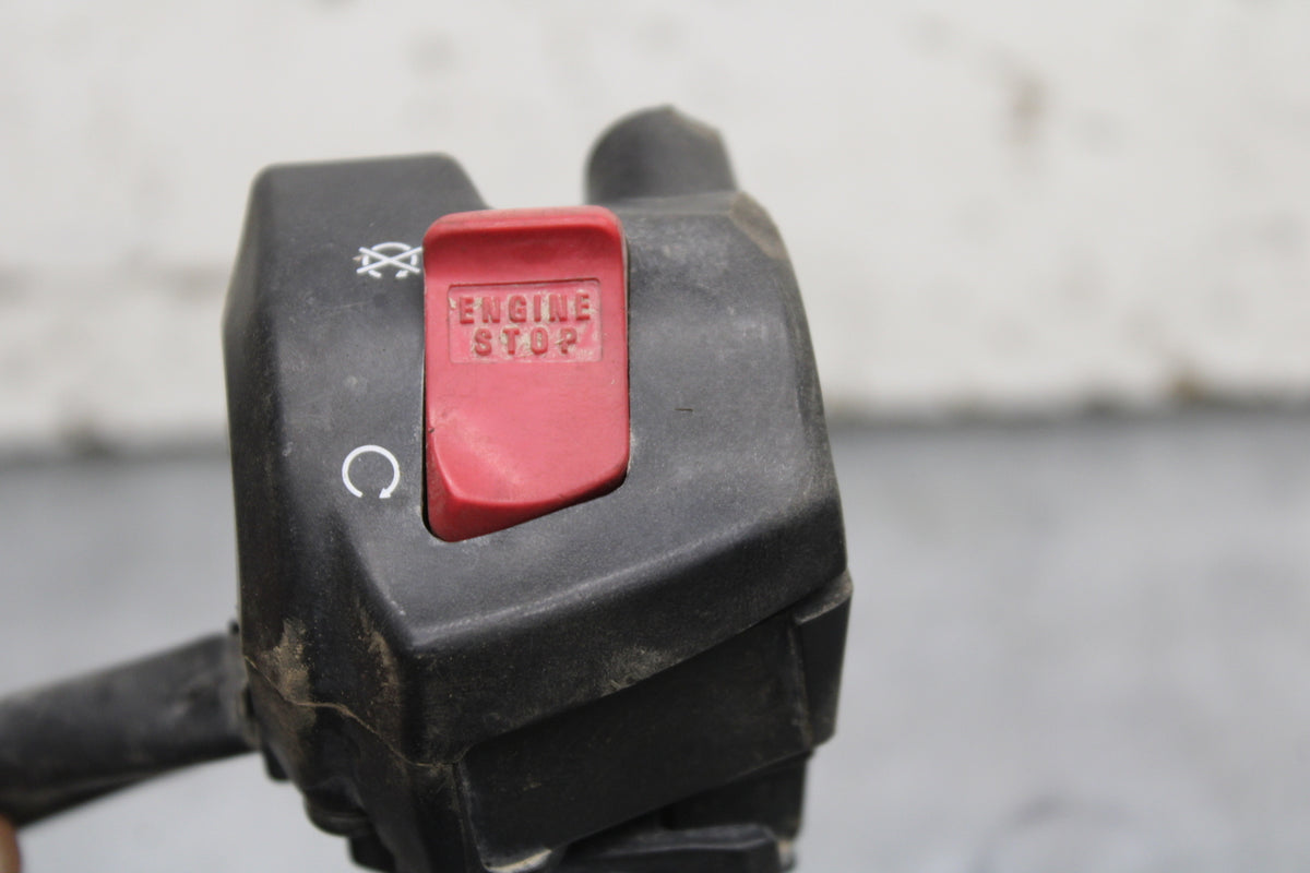 05-06 HONDA CBR600RR RIGHT CLIP ON HANDLE KILL OFF START SWITCH SWITCHES BB739
