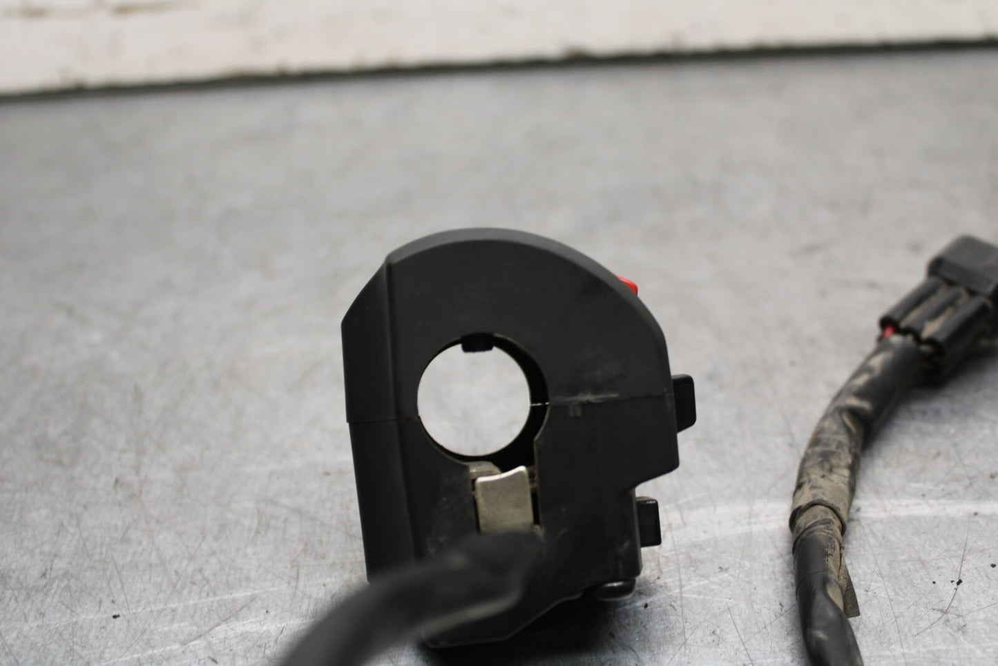 16 KAWASAKI NINJA ZX10R RIGHT HANDLE KILL OFF START SWITCH SWITCHES BB650