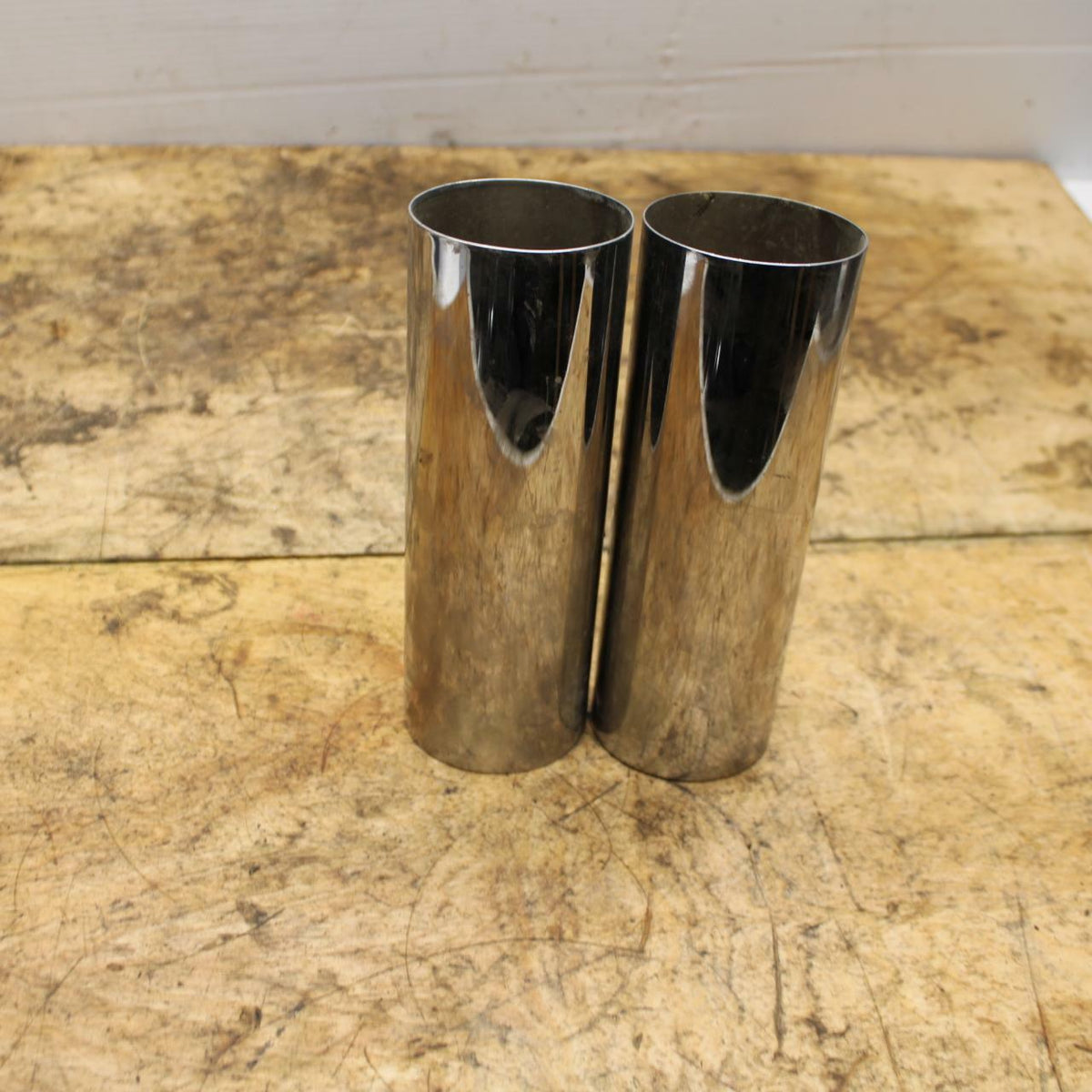 05-08 KAWASAKI VULCAN 1500 VN1500N CLASSIC FRONT FORK LOWER COVERS GUARDS BB343