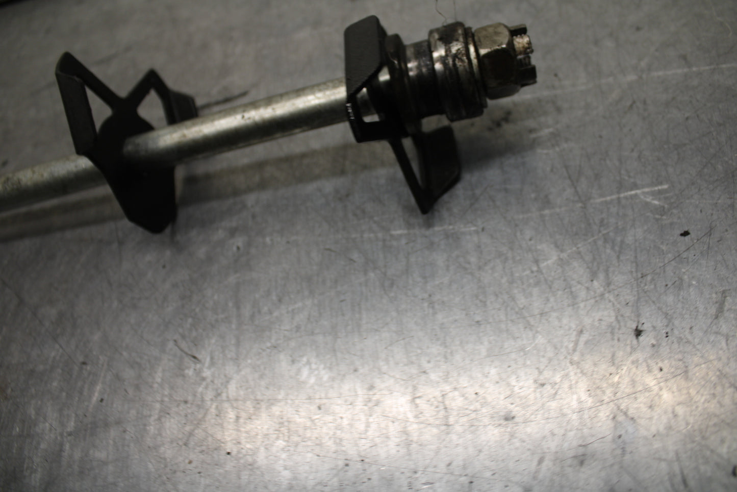 24 KAWASAKI NINJA 500 ABS REAR AXLE BACK WHEEL RIM PIVOT BOLT AXEL BB744