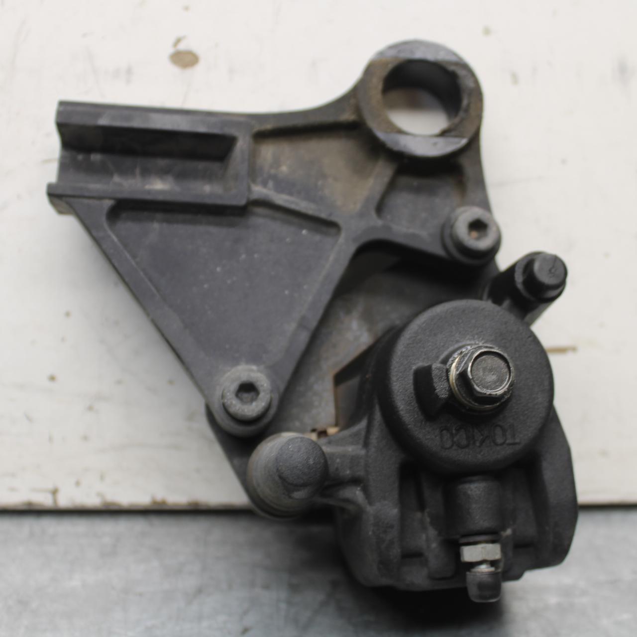 09-12 KAWASAKI NINJA ZX6R REAR BACK BRAKE CALIPER W MOUNT BRACKET  BB640