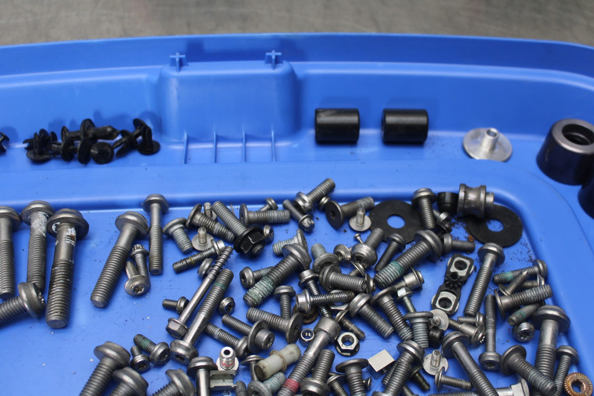 20-23 BMW F900R MOUNTING BOLTS HARDWARE SCREWS BB923