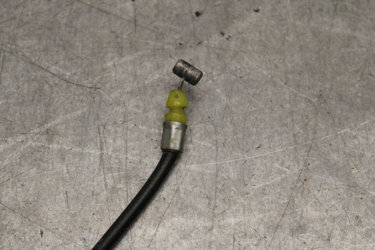 05-06 SUZUKI GSXR1000 REAR PASSENGER SEAT LATCH LOCK ASSEMBLY 45280-01A00 BB663