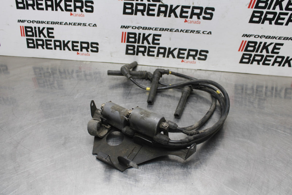 98 KAWASAKI NINJA ZX6 IGNITION COILS COIL SPARK PLUG CAPS BB870