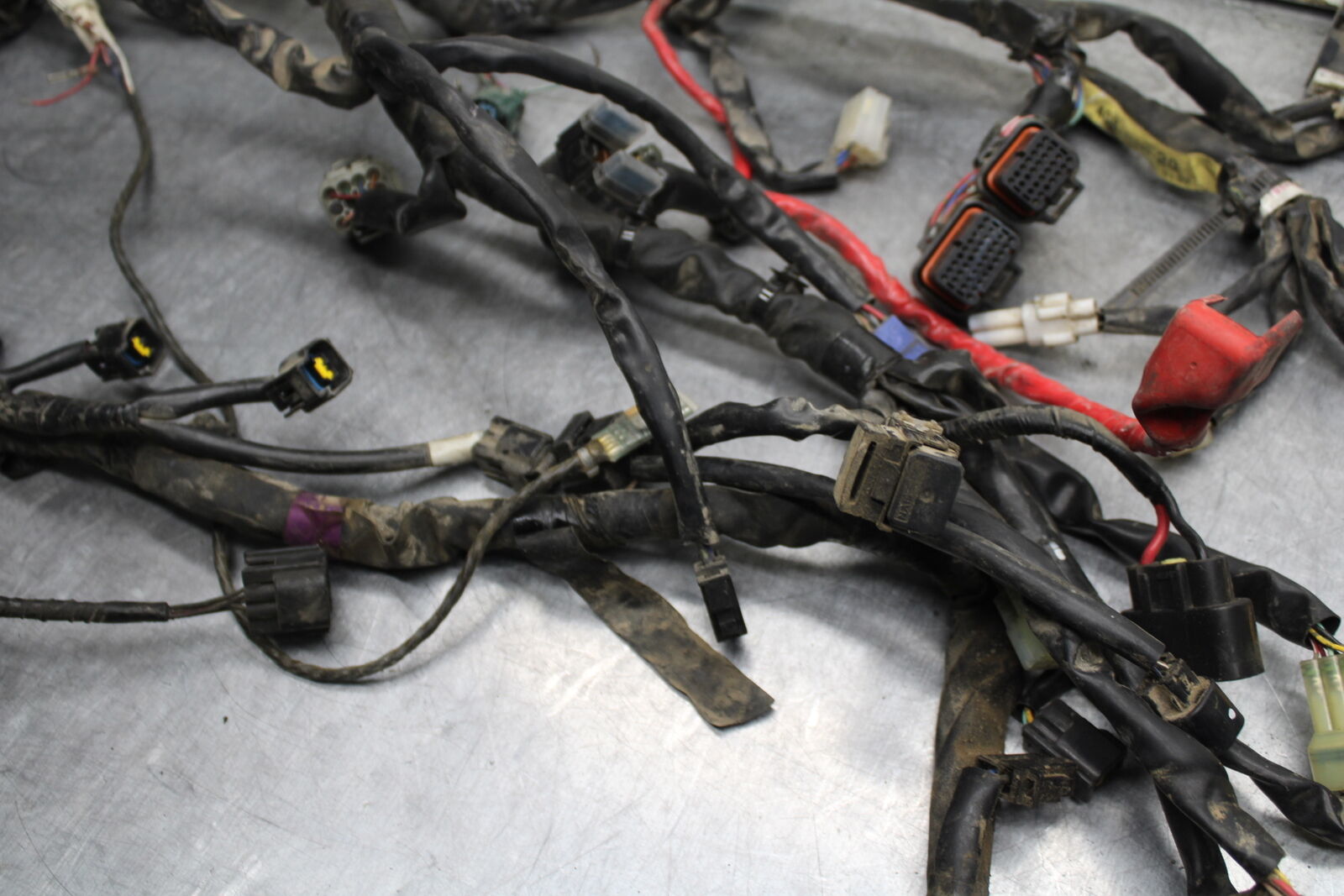 07-08 YAMAHA YZF R1 MAIN ENGINE WIRING HARNESS MOTOR WIRE LOOM BB724