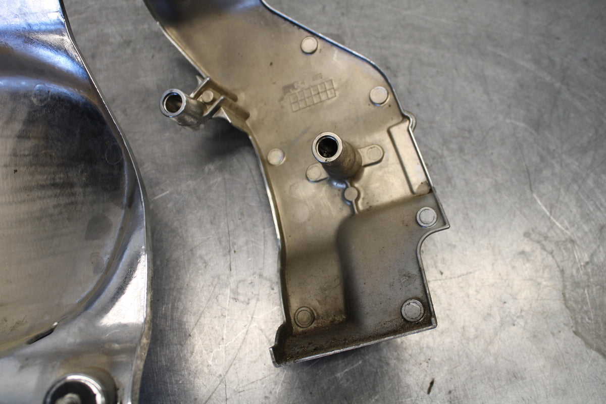 04 SUZUKI INTRUDER 800 ENGINE SPROCKET COVER BB758
