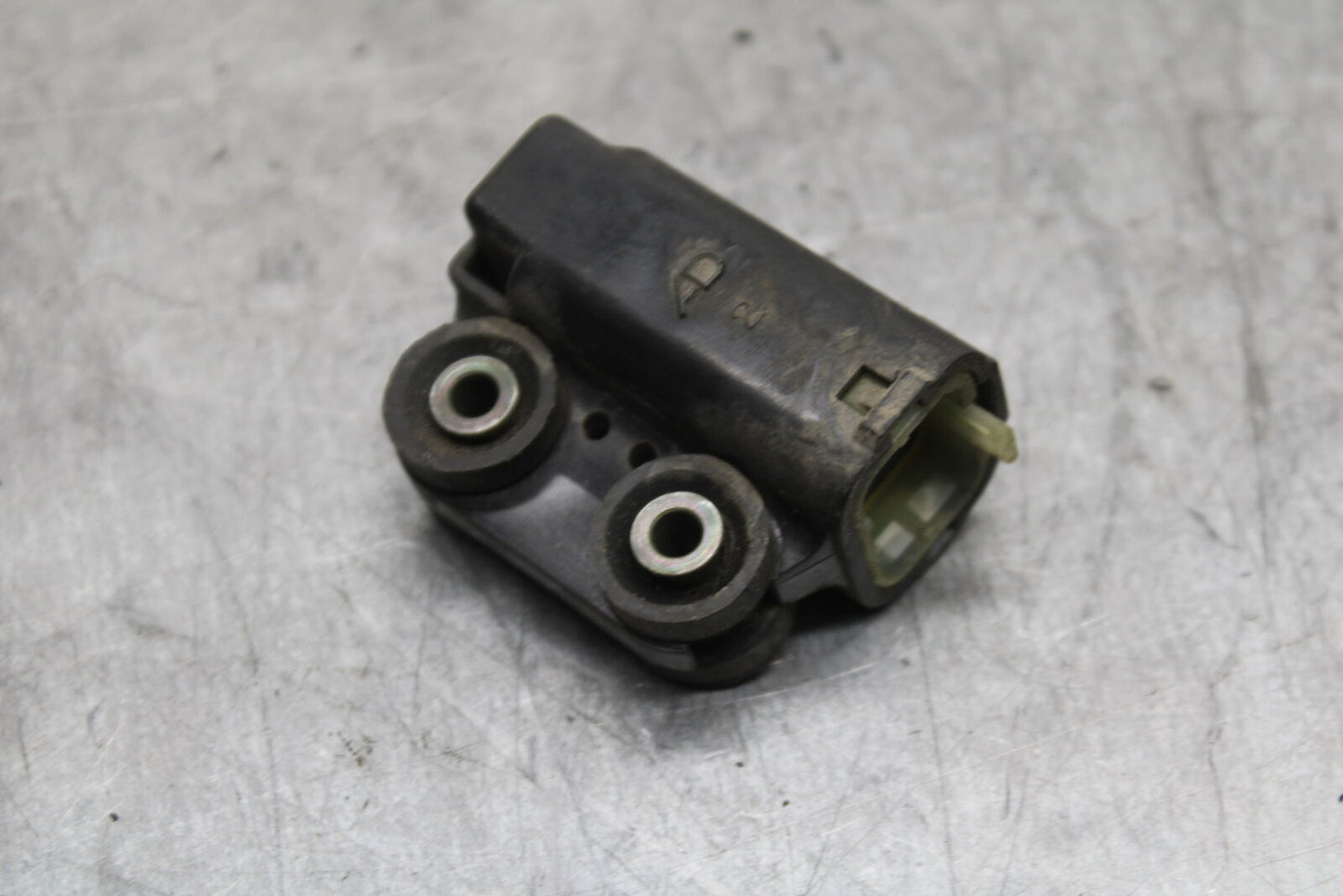 06 YAMAHA YZF R6 TIP OVER BANK ANGLE CRASH SENSOR SWITCH  5PS-82576-01-00 BB716