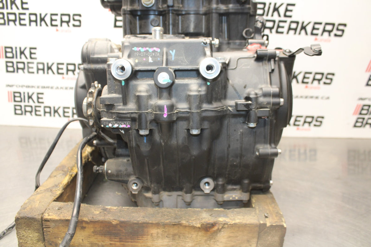 18-26 KAWASAKI Z400 9,658KM!! ENGINE MOTOR BB852