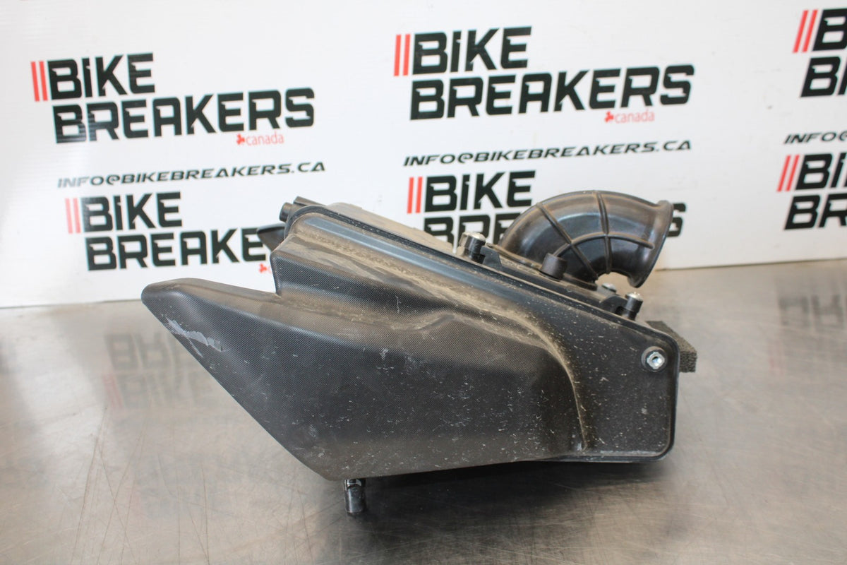 22-25 YAMAHA YZF R7 AIRBOX AIR INTAKE FILTER BOX BB176