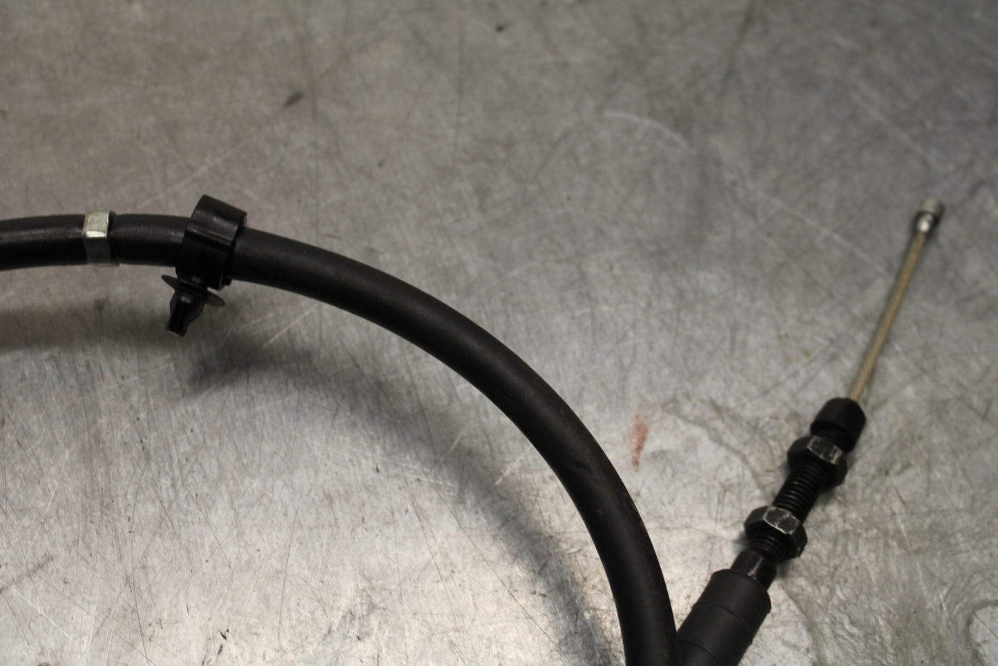 04-05 YAMAHA YZF R1 CLUTCH CABLE LINE BB131