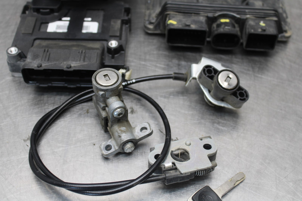22 HARLEY-DAVIDSON PAN AMERICA 1250 IGNITION FOB KEY GAS CAP LOCK SET BB910